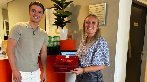 Celebration of the positive results of the registration kiosk